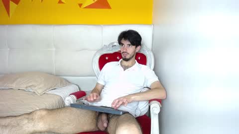 Snapshot of liamluxe chatting on 12.23.24 LiamLuxe online show from 12.23.24