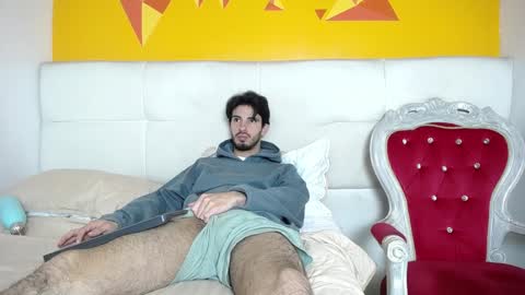 Snapshot of liamluxe chatting on 12.27.24 LiamLuxe online show from 12.27.24