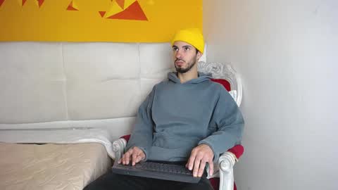 Snapshot of liamluxe chatting on 01.02.25 LiamLuxe online show from 01.02.25