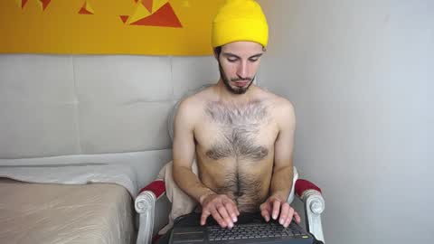 Snapshot of liamluxe chatting on 01.02.25 LiamLuxe online show from 01.02.25