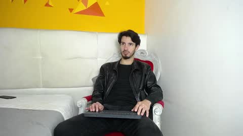 Snapshot of liamluxe chatting on 01.23.25 LiamLuxe online show from 01.23.25