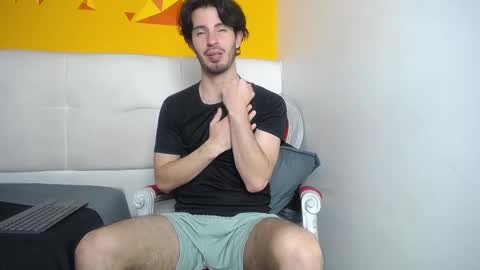 Snapshot of liamluxe chatting on 02.25.25 LiamLuxe online show from 02.25.25