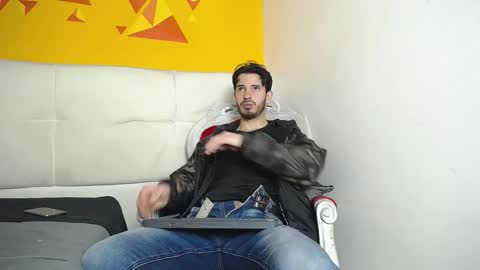 Snapshot of liamluxe chatting on 03.09.25 LiamLuxe online show from 03.09.25