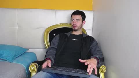 Snapshot of liamluxe chatting on 09.20.25 LiamLuxe online show from 09.20.25