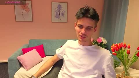 Snapshot of liammerci chatting on 11.13.25 liammerci online show from 11.13.25