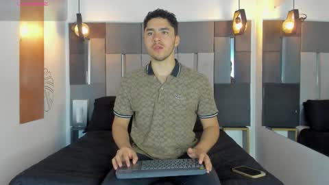 Snapshot of liamnovak chatting on 01.08.26 Liam online show from 01.08.26