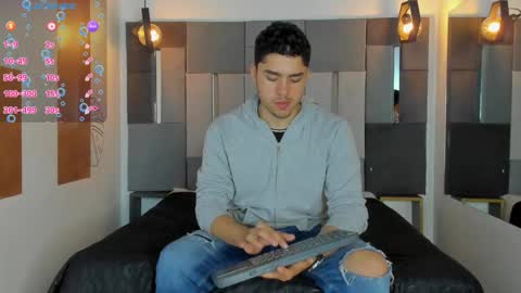 Snapshot of liamnovak chatting on 01.10.26 Liam online show from 01.10.26