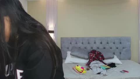 L I A M O N R O E online show from 09.14.25