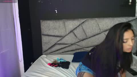 L I A M O N R O E online show from 10.22.25