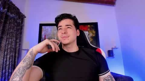 Snapshot of liamwyatt_ chatting on 05.27.26 liamwyatt_ online show from 05.27.26