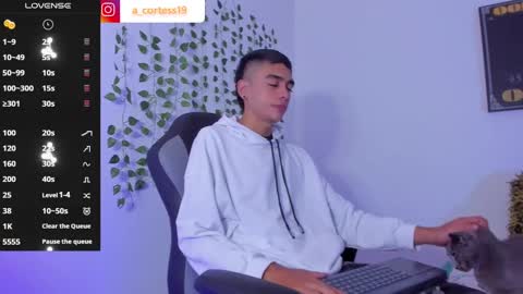 Snapshot of lian_23_ chatting on 01.21.25    online show from 01.21.25