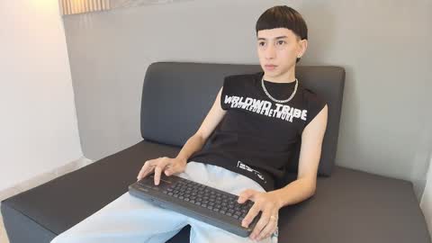 Snapshot of lian_cameron chatting on 01.12.26 lian_cameron online show from 01.12.26