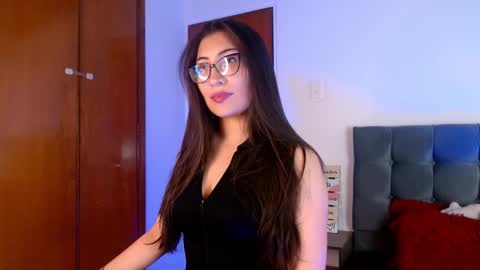 Snapshot of liana_99 chatting on 09.30.25 Liana online show from 09.30.25