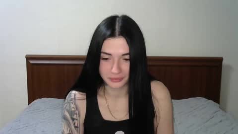 Snapshot of liana_diva chatting on 02.13.25 liana_diva online show from 02.13.25