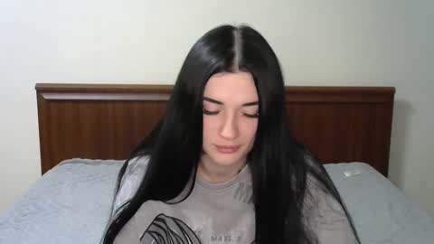 liana_diva online show from 02.25.25