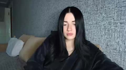 liana_diva online show from 04.18.26