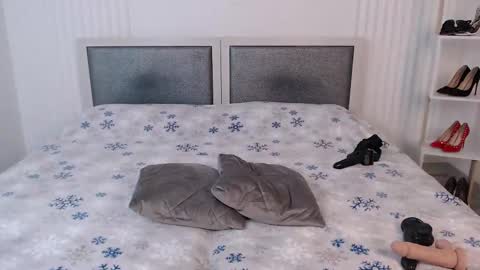 Snapshot of lianayun chatting on 02.22.25 Liana online show from 02.22.25