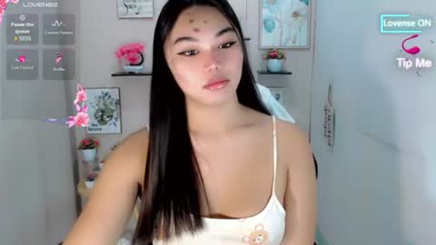 Snapshot of liane_mei chatting on 06.30.26 Liane online show from 06.30.26
