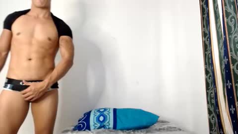 Snapshot of lianstonne chatting on 02.17.26 Liamstonne online show from 02.17.26