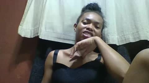 liaraisha online show from 10.10.25