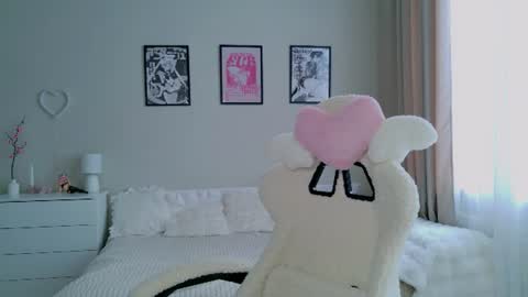 Snapshot of liasexyashell chatting on 07.24.26 Lia online show from 07.24.26