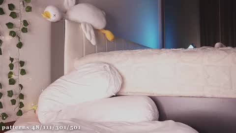 Snapshot of liass_molly chatting on 02.28.25 Molly  you can find Bunny here --  online show from 02.28.25