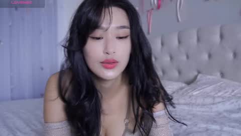 Snapshot of liavee chatting on 03.05.26 Lia online show from 03.05.26