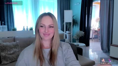 Snapshot of libby_nora chatting on 02.22.25 Libby online show from 02.22.25