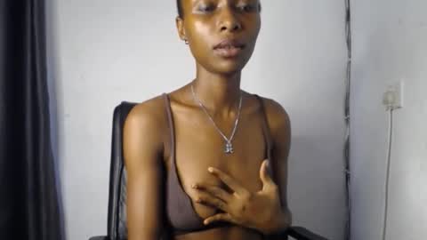 Snapshot of lick_juicypussy chatting on 01.06.26 Juicy pinkpussy online show from 01.06.26