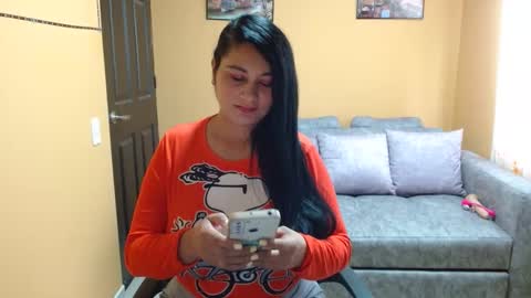 Snapshot of licy_klein chatting on 01.25.25 Isa online show from 01.25.25