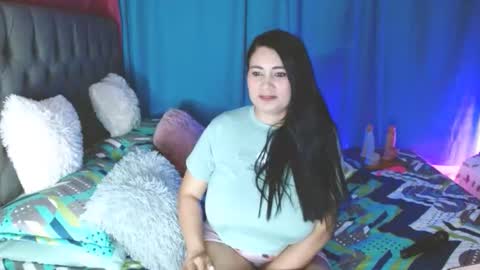 Snapshot of licy_klein chatting on 04.07.26 Isa online show from 04.07.26
