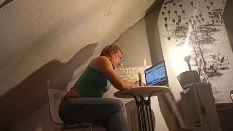 lieselotje online show from 10.22.25