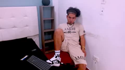 Lihan online show from 02.18.25