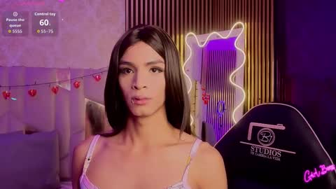 LIHIAN online show from 02.04.26