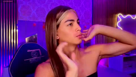 LIHIAN online show from 04.14.26