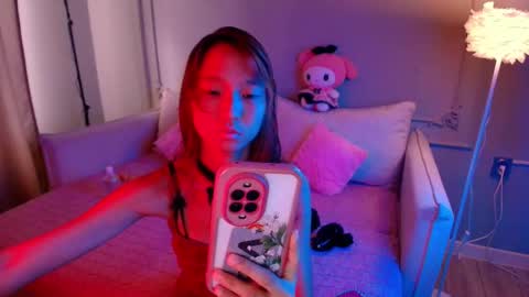 Lihn Pham online show from 03.02.26