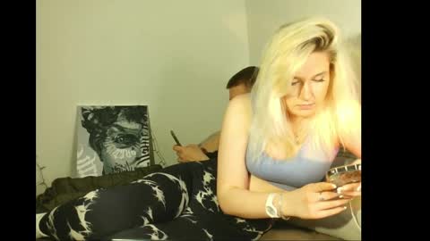 lii_gong_ online show from 03.27.26