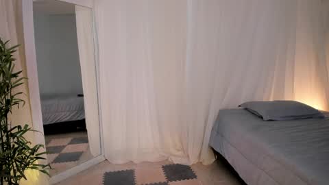 Snapshot of liia_sweett chatting on 04.17.26 Lia Sweet online show from 04.17.26
