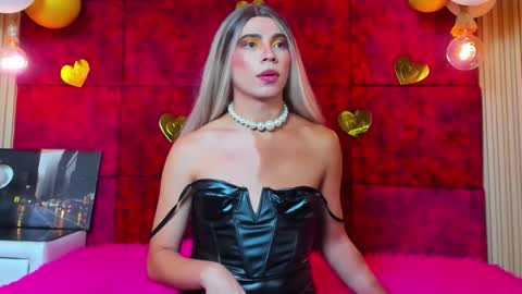 Snapshot of liiacollins chatting on 11.15.25 liiacollins online show from 11.15.25