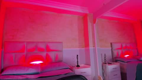 L I I A M online show from 02.07.25