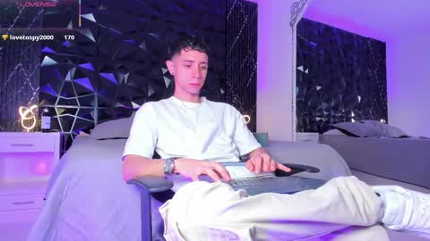 L I I A M online show from 03.09.25