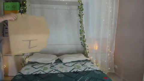         online show from 12.15.25