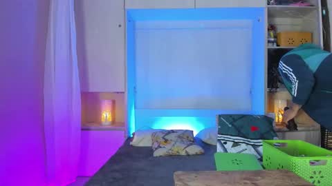         online show from 01.08.26