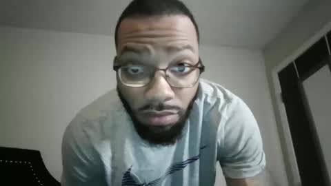 Snapshot of liightskinlover chatting on 11.05.25 liightsinlover online show from 11.05.25