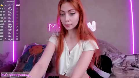 Snapshot of lika_moon chatting on 03.12.25 Lika online show from 03.12.25