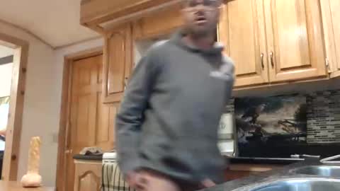 St pierre online show from 10.22.25