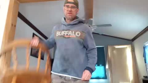 St pierre online show from 04.05.26