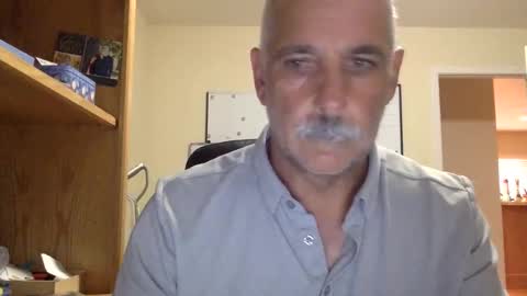 likefhot online show from 11.18.25