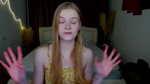 Snapshot of lil_cookie_monster chatting on 02.06.26 Erica online show from 02.06.26