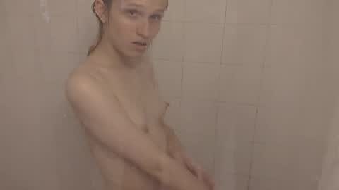 Snapshot of lil_gem chatting on 10.25.25 lil gemmie online show from 10.25.25